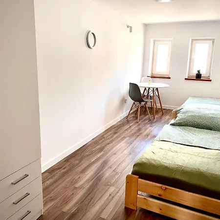 Noclegi Przy Golebiarce Wlen Exterior foto